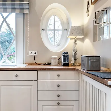 Hues Lillebo Semesterbostad Hedehusum