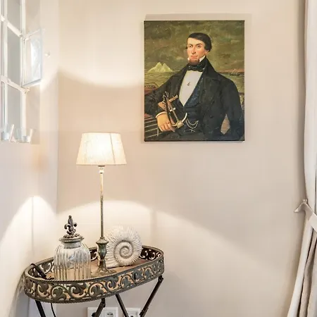 Hues Lillebo * Hedehusum