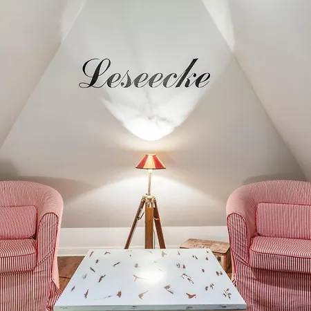 Holiday home Hues Lillebo
