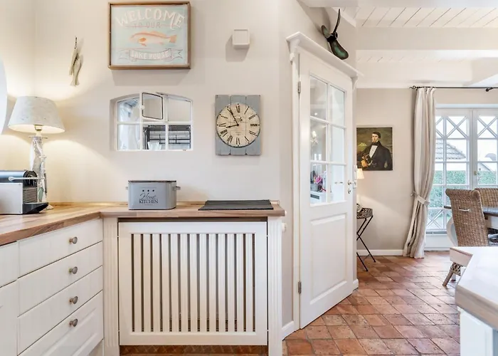 Hues Lillebo Semesterbostad