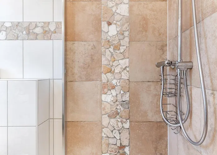 Semesterbostad Hues Lillebo