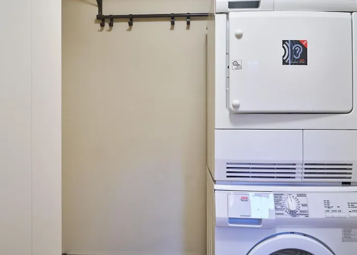 Semesterbostad Hues Lillebo *